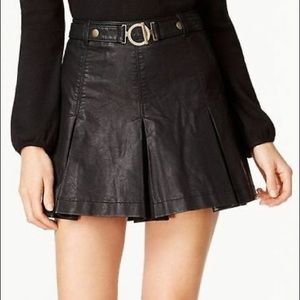 faux leather mini skirt w/ buckle (size 4)